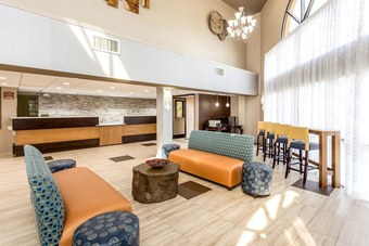 Hotel Quality Inn At The Park