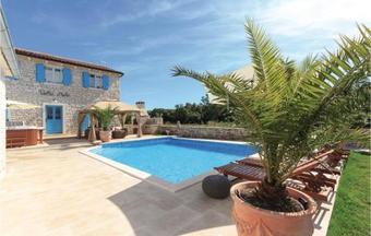 Holiday Home Hrboki 5