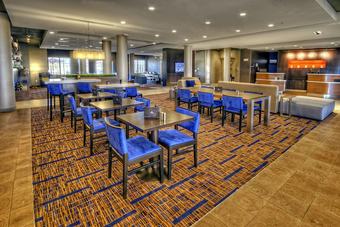 Hotel Courtyard San Marcos