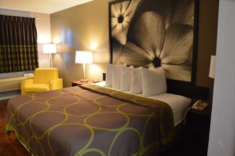 Motel Super 8 By Wyndham Madison