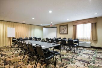 Hotel Quality Inn & Suites