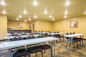 Hotel Cobblestone Inn & Suites - Corry
