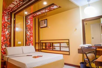 Hotel Sogo Lrt Monumento Station