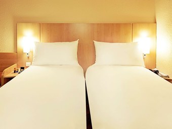 Ibis Dubai Mall Of The Emirates Hotel