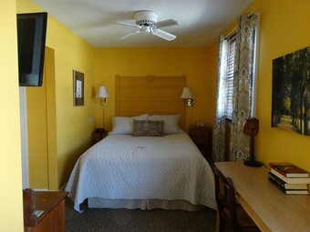 Bed & Breakfast Hochelaga Inn