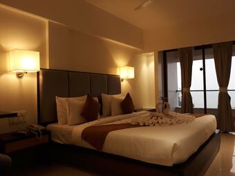 Hotel Abhishek Beach Resort & Spa