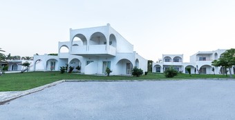 Leonanti Hotel