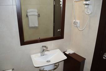 Taybeh Golden Hotel