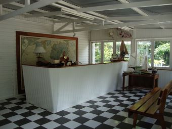 Bed & Breakfast Driftwood Resort