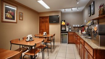 Hotel Best Western Delhi Inn