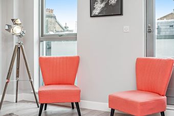 2 Bed Cozy Apartment Near Regents Park Free Wifi