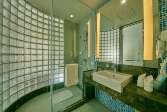 Hotel Holiday Inn Express Leshan City Square