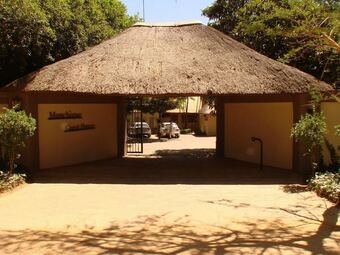 Hotel Monchique Guest House