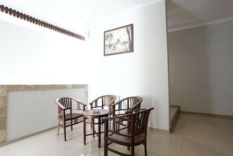 Hotel Reddoorz Plus Near Adisucipto Airport 2