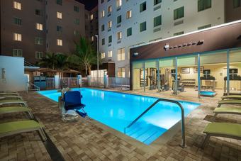 Hotel Staybridge Suites Miami International Airport