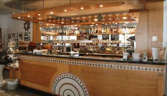 Demy Hotel