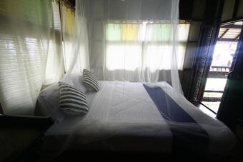 Hotel Baan Thong Ching Resort