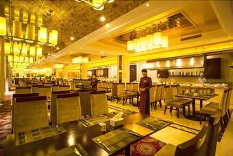 Taishun New Century Hotel