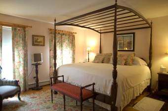 Bed & Breakfast Highland Lake Inn