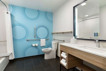 Hotel Tru By Hilton Harbison Columbia