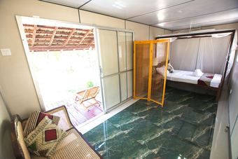 R�stic Beach Villa