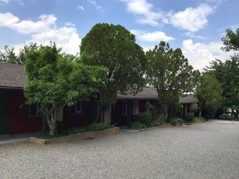 Andruss Motel