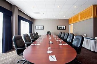 Sandman Hotel Montreal - Longueuil