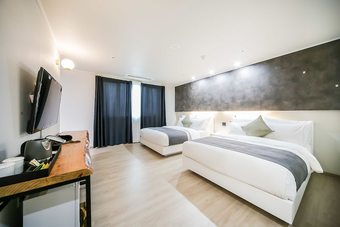 Andong Cm Park Hotel