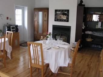 Posada Tulloch Inn & Gifts