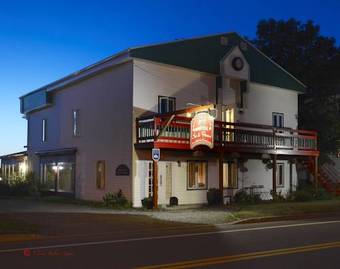 Posada Auberge Sur Le Fleuve