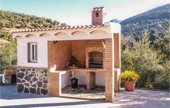 Three-bedroom Holiday Home In Rute