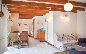 Two-bedroom Holiday Home In Pommerit Le Vicomte