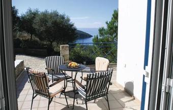 Two-bedroom Holiday Home In Kitries Kalamata