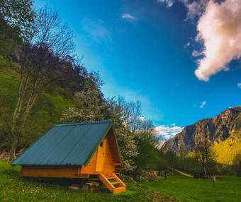 Hostal Eko Oaza-tear Of Europe