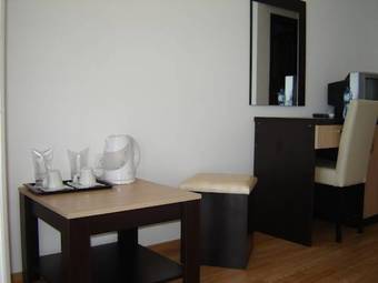 Hostal Villa Lazuren Bryag 2