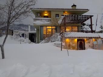 Hostal Xenonas ?ith?iron