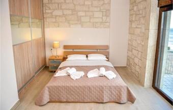 Three-bedroom Holiday Home In Heraklion