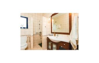 Three-bedroom Holiday Home In Adele, Rethymno