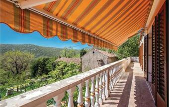 Four-bedroom Holiday Home In Krizisce