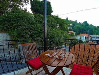 Hostal Stavroula Rooms