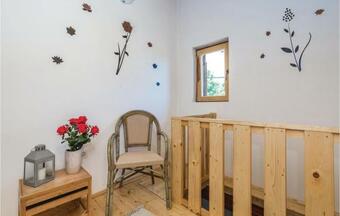 Three-bedroom Holiday Home In Rudopolje Bruvanjsko