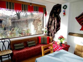 Hostal Chardaka Guest House