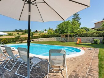 Pleasing Holiday Home In Citt� Di Castello With Terrace