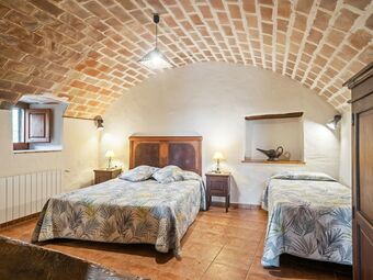 Lovely Apartment In Girona With Swimming Pool