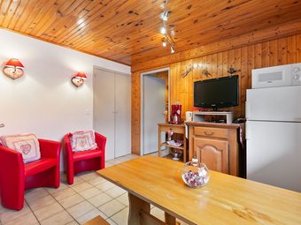 Cosy Apartment In Saulxures-sur-moselotte With Forest Nearby