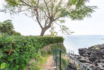 Penelope Seaview Apartment