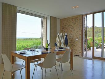 Villa 18th Century Farmhouse On A Domain Of 1.2 Ha With Vineyard, Private Swimming Pool, And Pool House