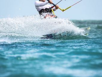 Spacious, Stately Villa With Six Bathrooms, Beach At 350 M