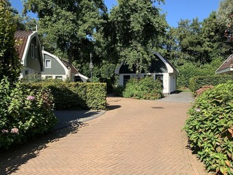 Nice Holiday Home With Dishwasher, Near The Beach