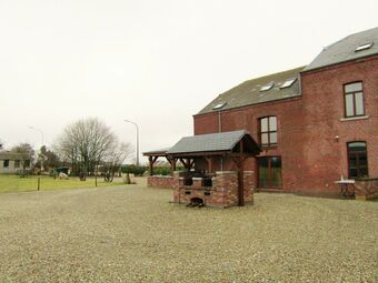 Modern Holiday Home In Cul-des-sarts Near Forest